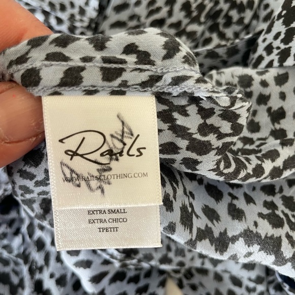 Rails Anna Blue Lynx Patterned Button Down Shirt - Picture 7 of 9